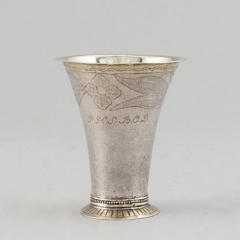 A swedish silver beaker. Mark of EA Körsner, Falun 1797.