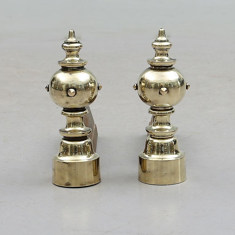 ELDHUNDAR, 1 par, mässing, 1800-tal.