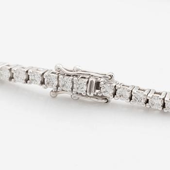 Tennis bracelet, 18K white gold with brilliant-cut diamonds.