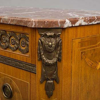 A second half of the 20th Century Gustavian style chest of drawers.