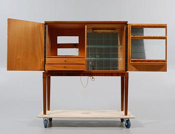 BARSKÅP, 1900-talets mitt.