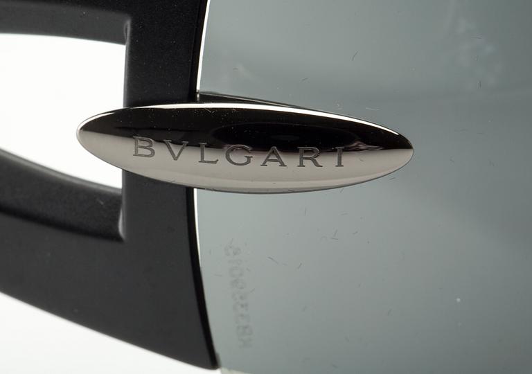 SOLGLASÖGON, Bvlgari.