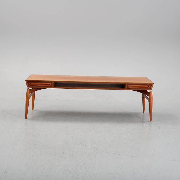 Johannes Andersen, a teak coffee table, Trensum, 1960s.
