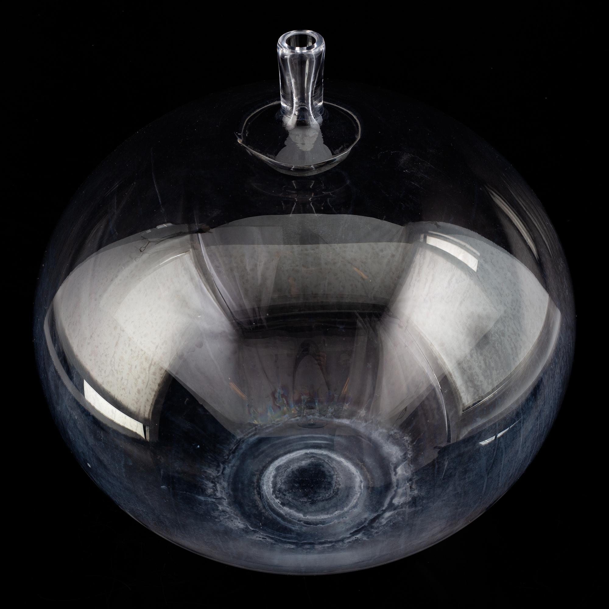 Ingeborg Lundin, vas, glas, "Äpplet", Orrefors.