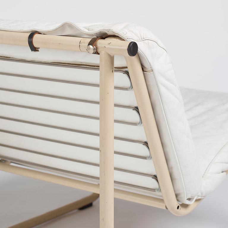 Yrjö Kukkapuro, a pair of 'Remmi' easy chairs, Avarte, Finland, 1960-70s. Provenance Yrjö Kukkapuro.