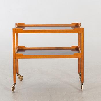 JOSEF FRANK serveringsvagn, modellnummer 2248 för Firma Svenskt tenn Stockholm 1900-alets mitt/andra hälft.