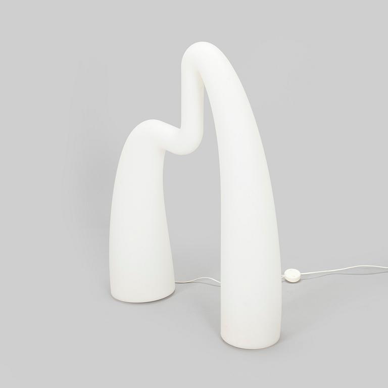 Eero Aarnio, lattiavalaisin "Flamingo", Melaja Oy.