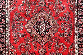 A carpet, Mahal, ca 338 x 215 cm.