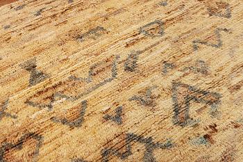 A modern design Moroccan carpet, a. 292 x 199 cm.