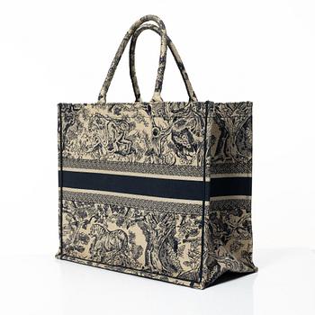Christian Dior, väska "Book Tote".