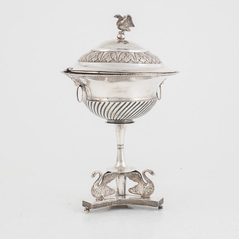 A Swedish silver Empire sugarbowl, mark of Anders Lundqvist, Stockholm 1820.