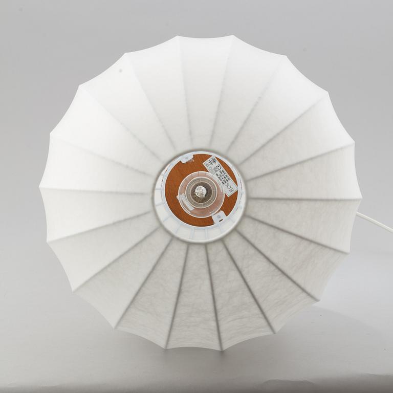 A 'Gatto' table lamp by Archille & Pier Giacometti, Flos.