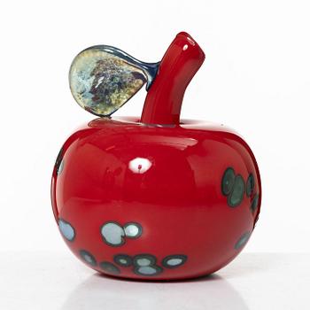 Oiva Toikka, apple, glass, Nuutajärvi, Notsjö, Finland.