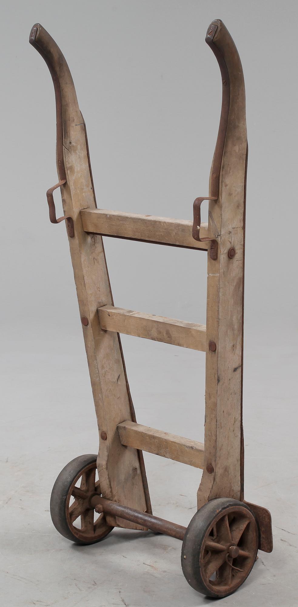 SÄCKKÄRRA, 1900-talets första del.