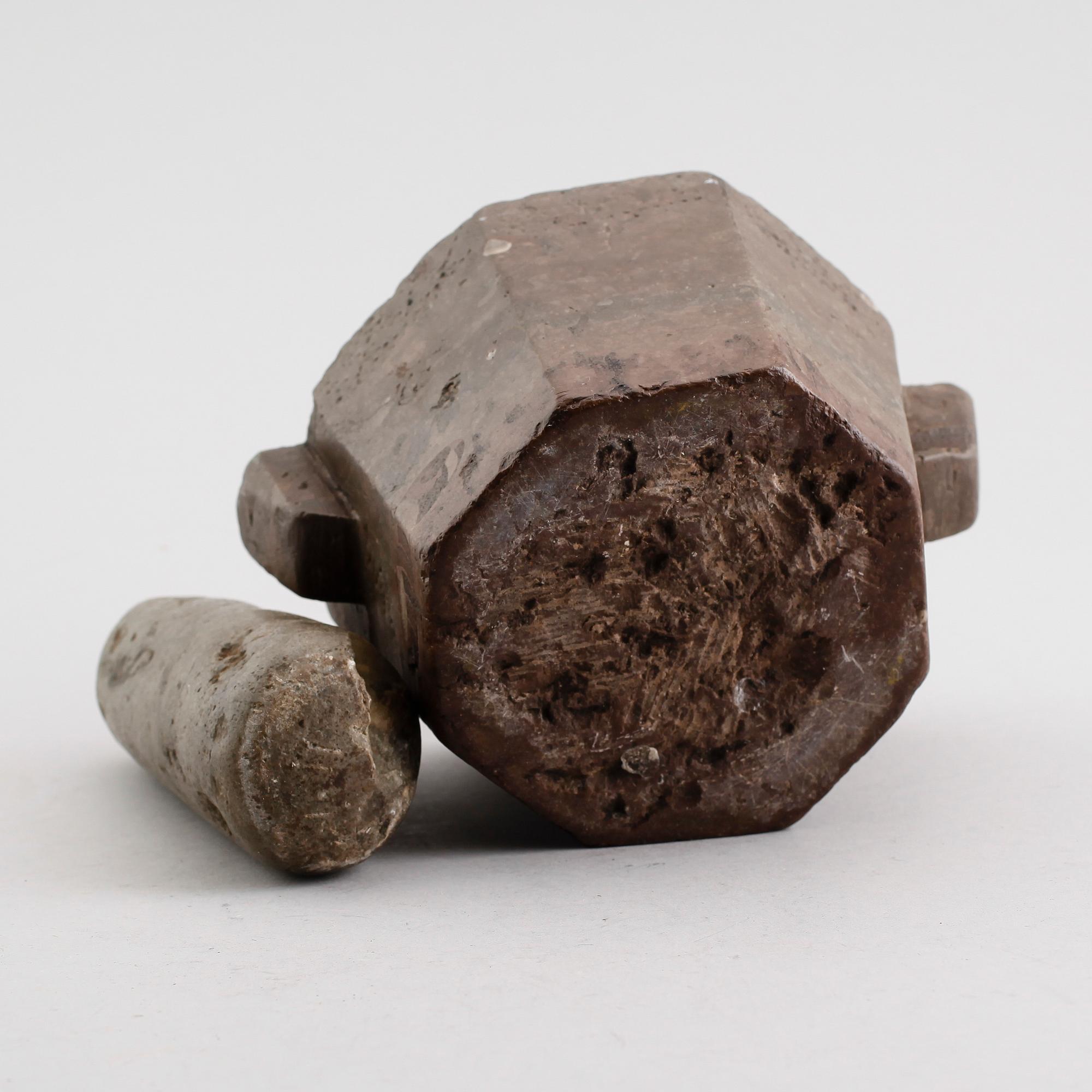 MORTEL, kalksten, 1700-/1800-tal.