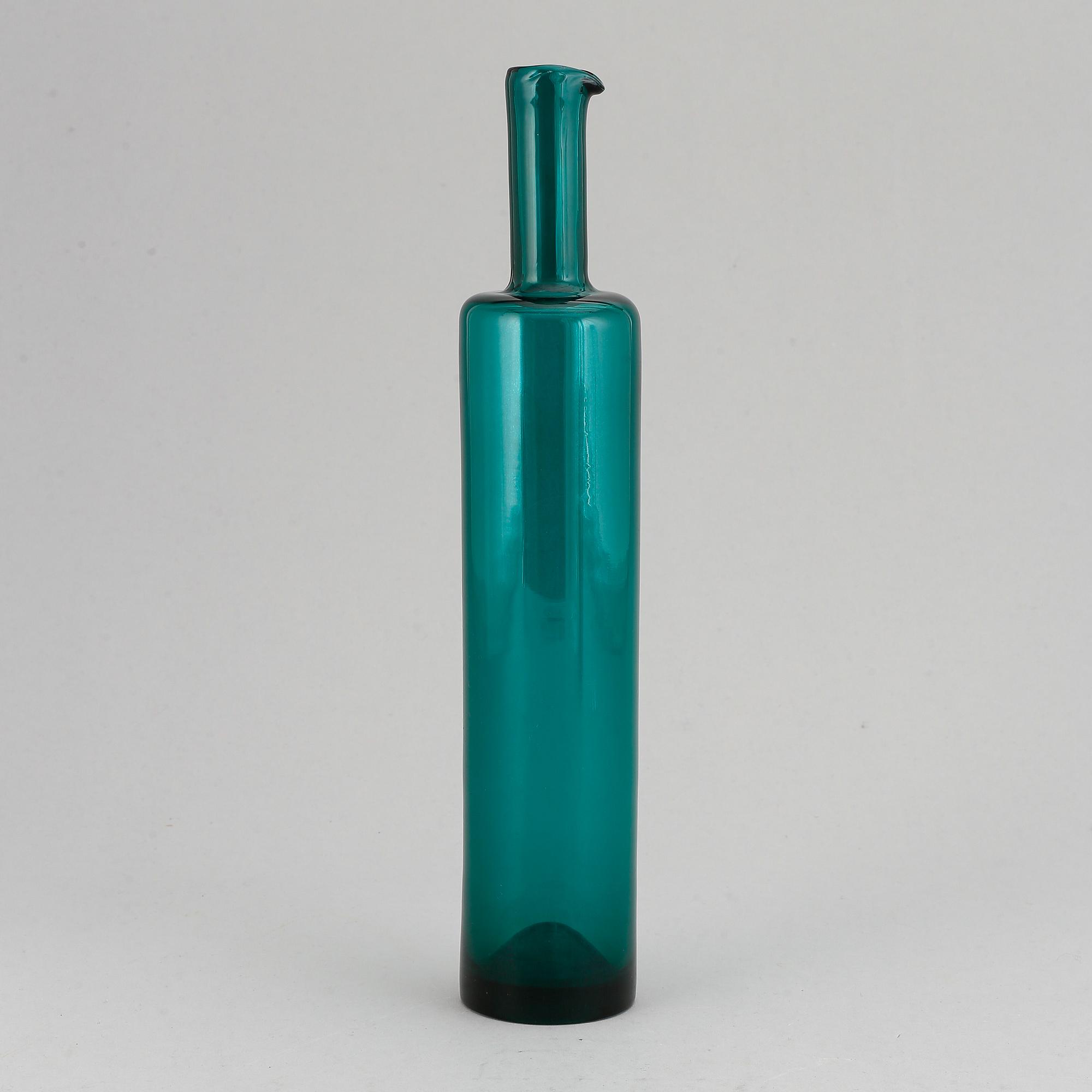 Nanny Still, a glass bottle, signed Riihimäen Lasi O.Y Nanny Still.