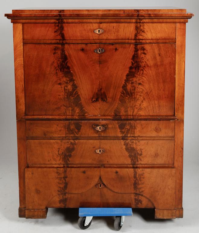 CHIFFONJÉ, empire, tidigt 1800-tal.