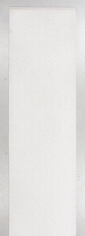 A runner, Machine made, "Chenille family bloom", Kasthall Design Studio, ca ca 780 x 90 (according to lable) cm.
