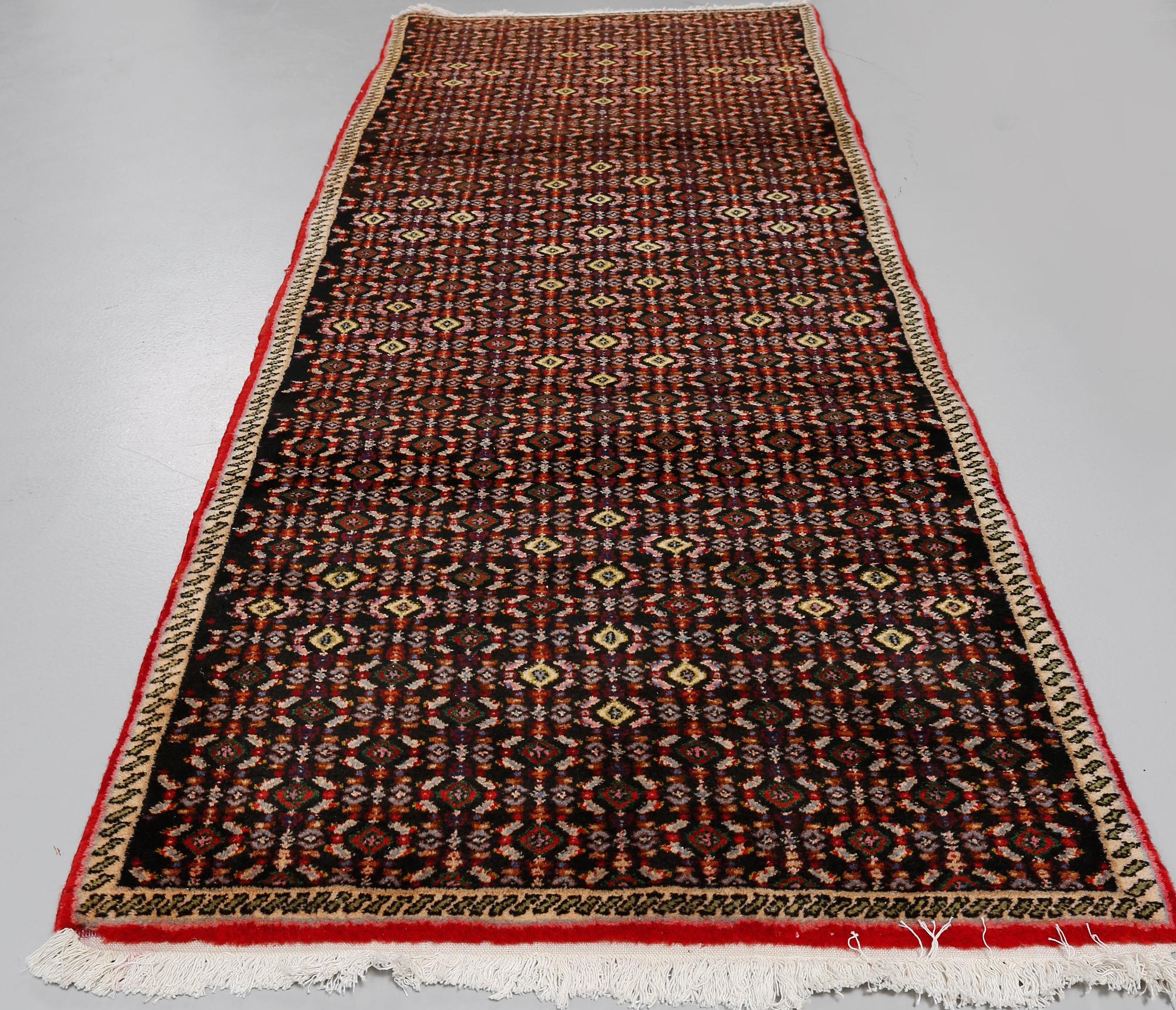 MATTA, orientalisk, sent 1900-tal, 215x80 cm.