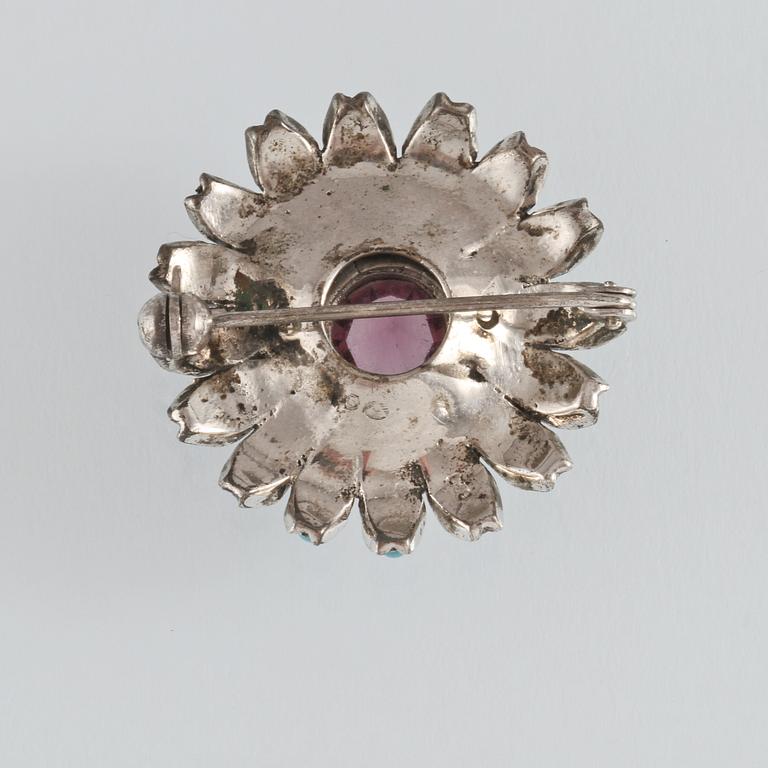 BROSCH, silver med lila och turkost glas samt markasiter, importstämplad, 1900-talets mitt. Vikt 9.0 g.