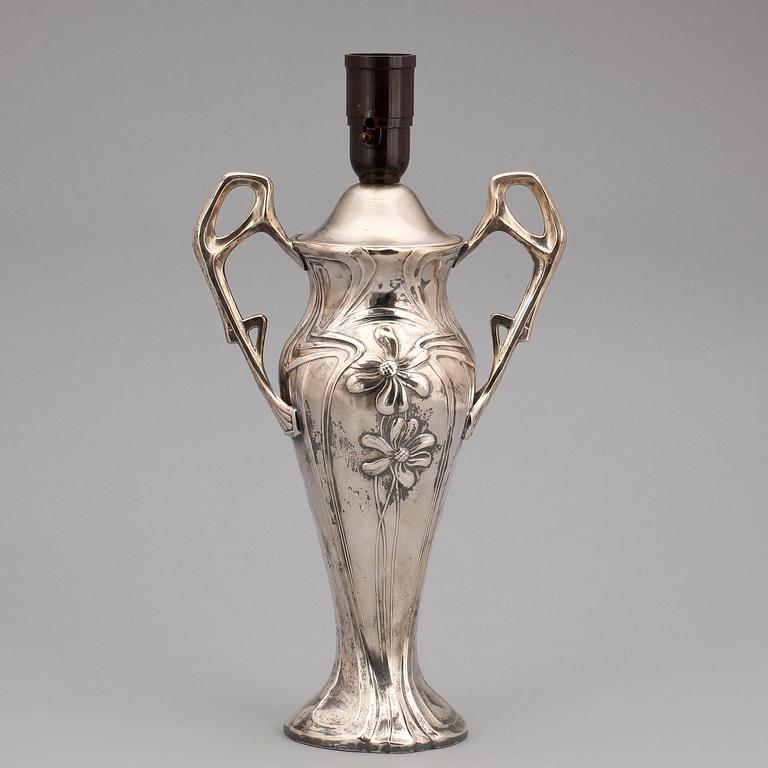 VAS/BORDSLAMPA, nysilver, jugend tidigt 1900-tal.