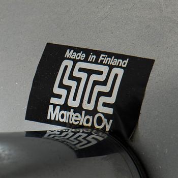 Eero Aarnio, tuoleja, 4 kpl, Martela Ltd Finland, 1975.