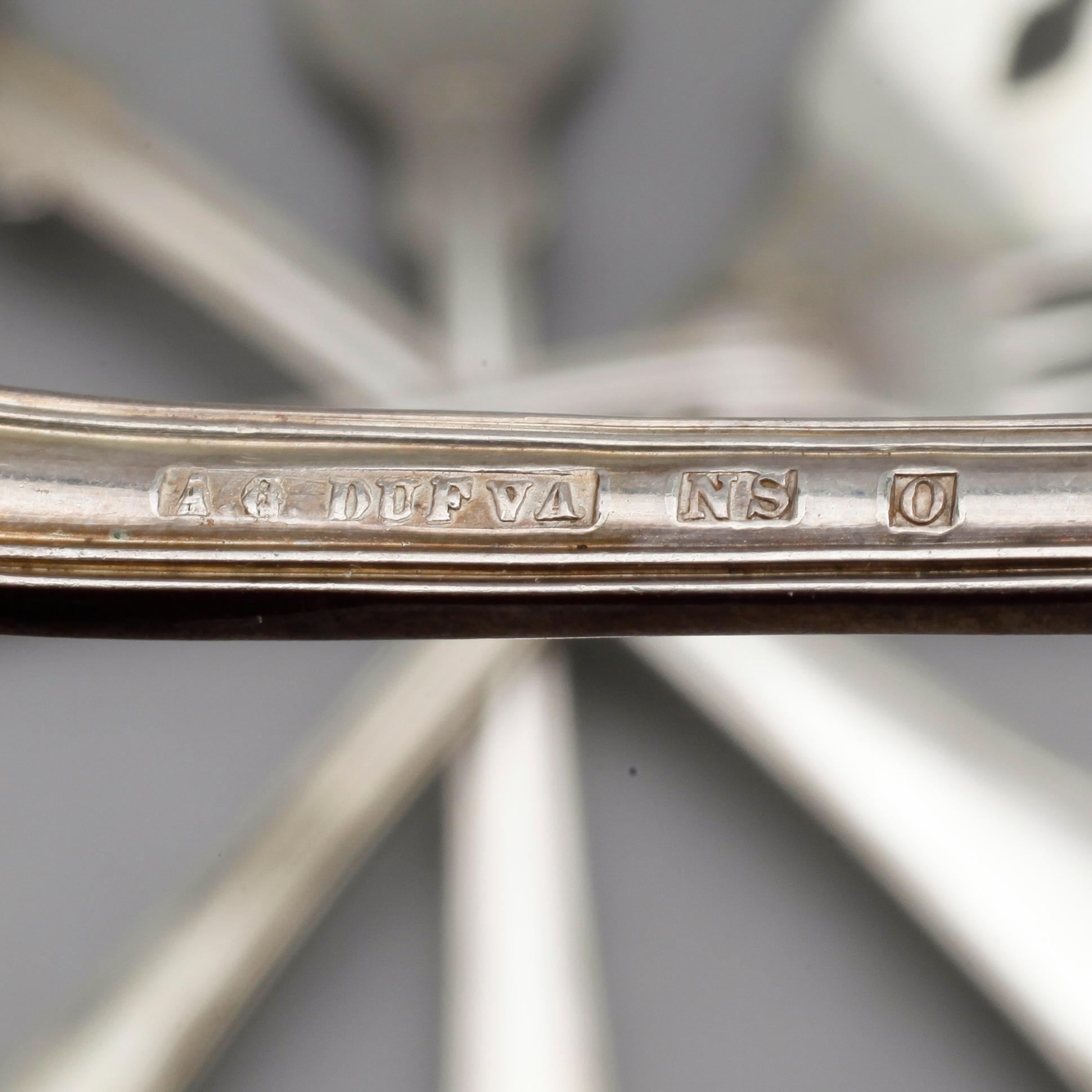 BESTICKSERVIS, 80 delar, nysilver, "Franska Liljan", 1900-tal.