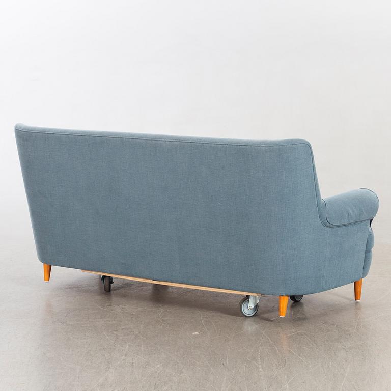 Carl Malmsten, A sofa "Hemmakväll" from latter half of 20th century.