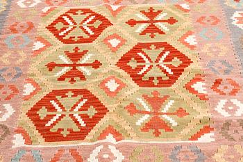 A kelim rug, 205 x 150 cm.