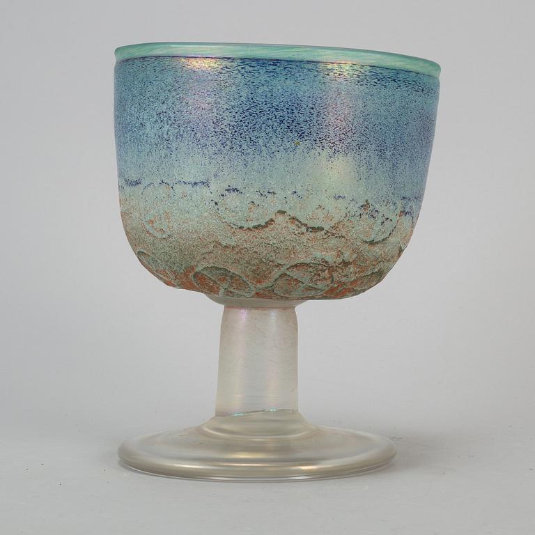 BERTIL VALLIEN, a glass goblet Kosta Boda, Sweden.