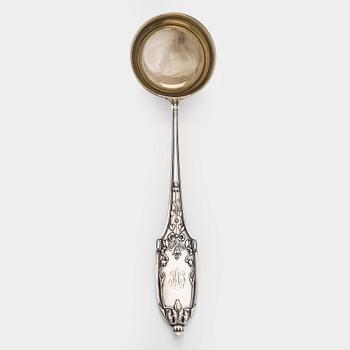 Liemikauha, hopeaa, Moskova 1908-26. Tunnistammaton mestarinleima.