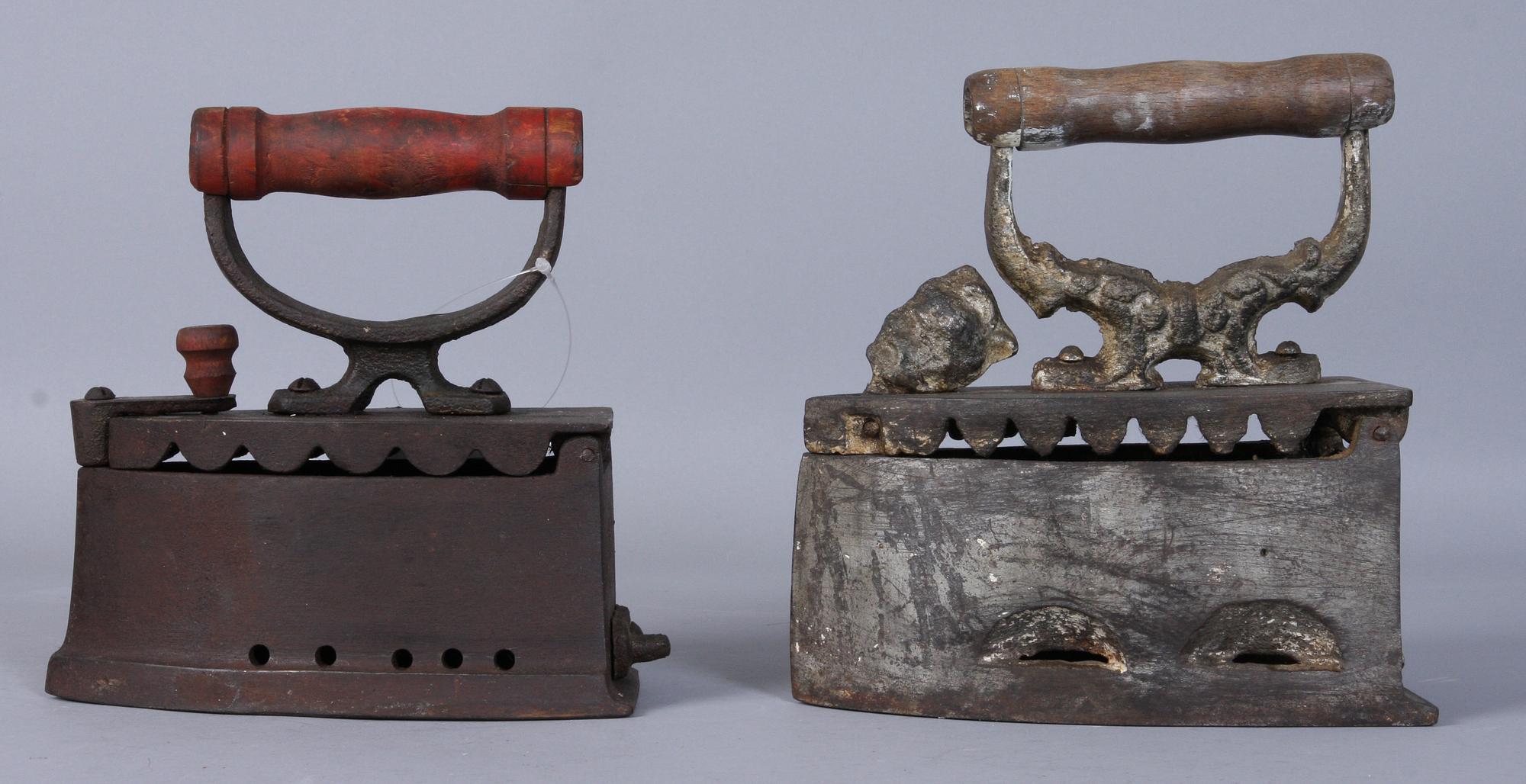 STRYKJÄRN, 2 st, 1800-tal.