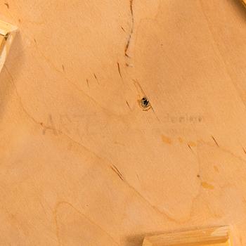 Alvar Aalto, klaffbord "DL82" och pallar, 4 st "60", för O.Y. Huonekalu-ja Rakennustyötehdas A.B 1900-talets mitt.