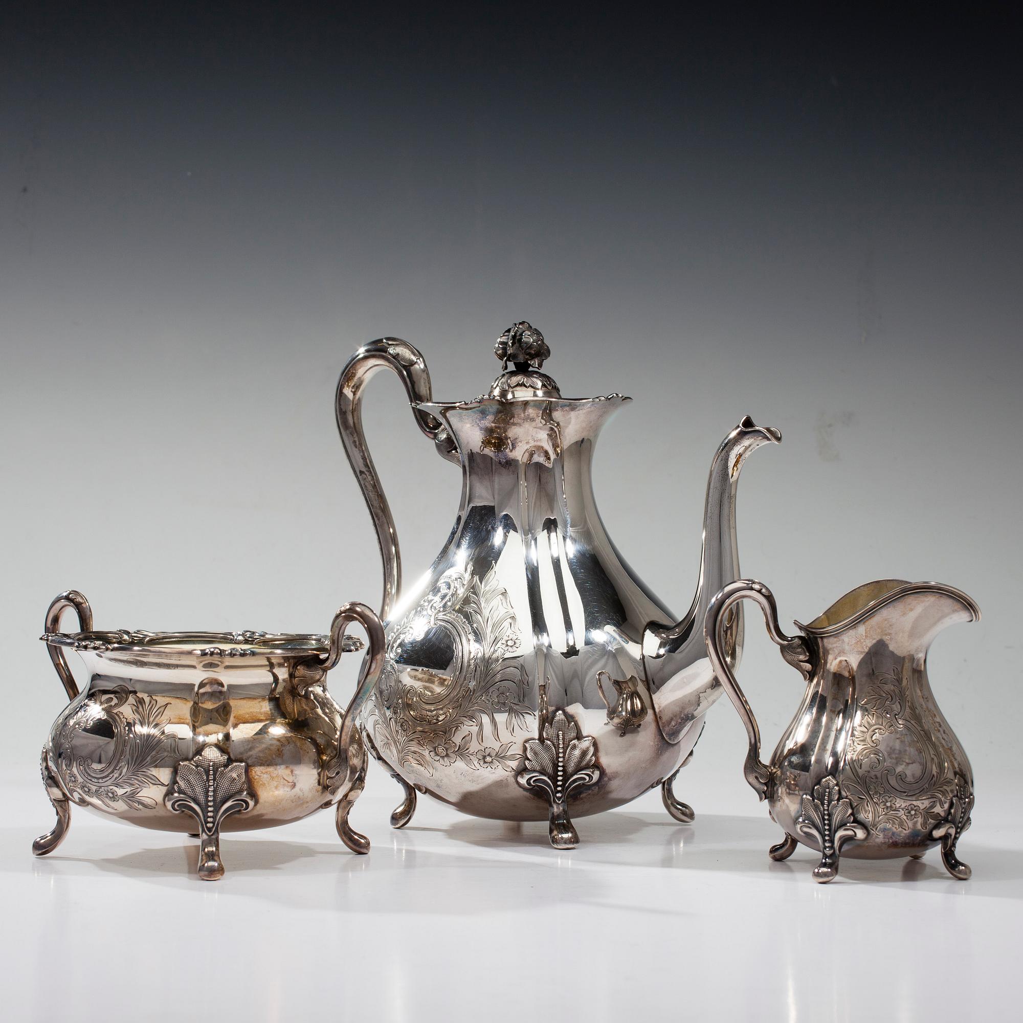 KAFFESERVIS, 3 delar, silver, Auran Kultasepät, Åbo 1915-1916. Tot. vikt ca 1290 g.
