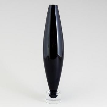 A glass vase designed by Matz Borgström for Orrefors, signed and numbered. Second haöf of the 20th century.