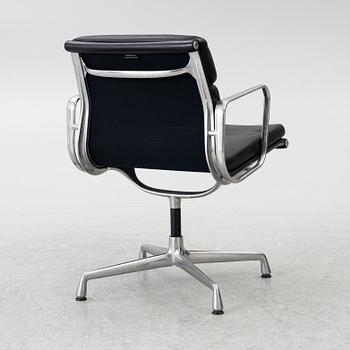 Charles & Ray Eames, Office chair, “EA208 Soft Pad Chair”, Vitra.