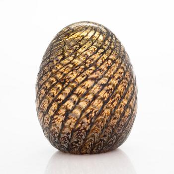 Oiva Toikka, årsägg 2013, signerat O. Toikka Nuutajärvi SSKK 2013 numrerad 83/250.