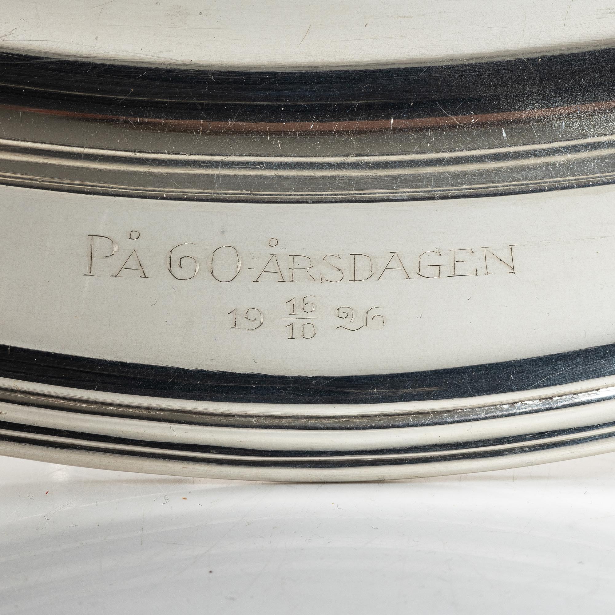A pair of silver dishes, import mark of CG Hallberg, Stockholm/Malmö 1923.