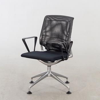 ALBERTO MEDA, Meda Conference Chair for Vitra. Model designed in 1998.