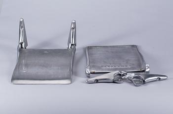 VÄGGPALLAR, ett par, Fafner, 1900-talets andra hälft.