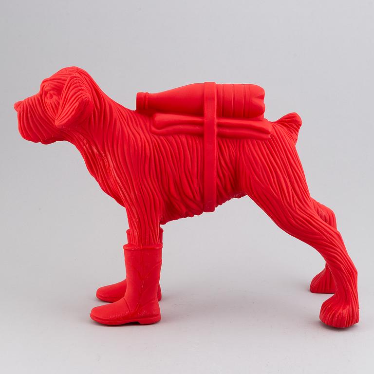 William Sweetlove, skulptur, plast, signerad 66/200.