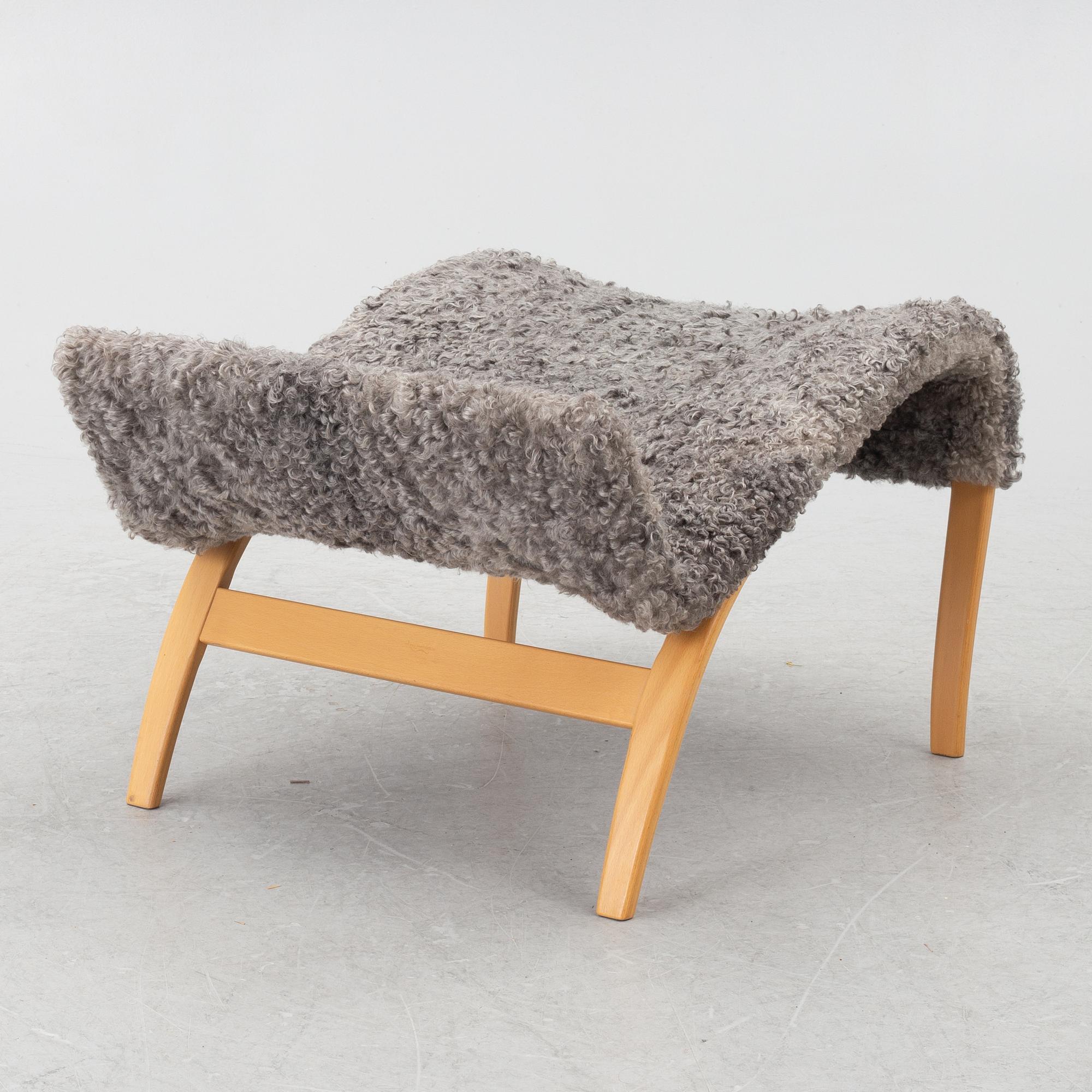 Bruno Mathsson, Armchair with footstool, "Miranda", Bruno Mathsson International, Värnamo, 2001.