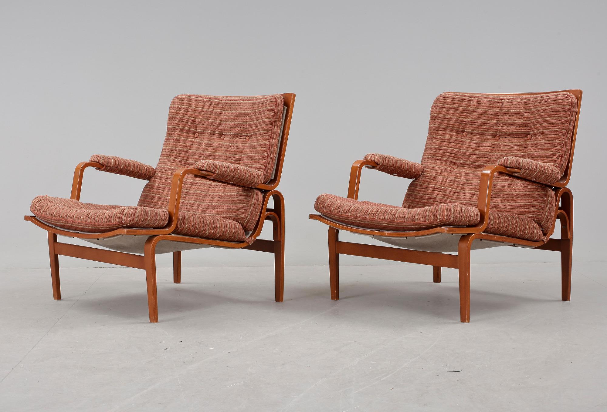 FÅTÖLJER, ett par, "Ingrid", Bruno Mathsson för Dux, 1900-talets slut.