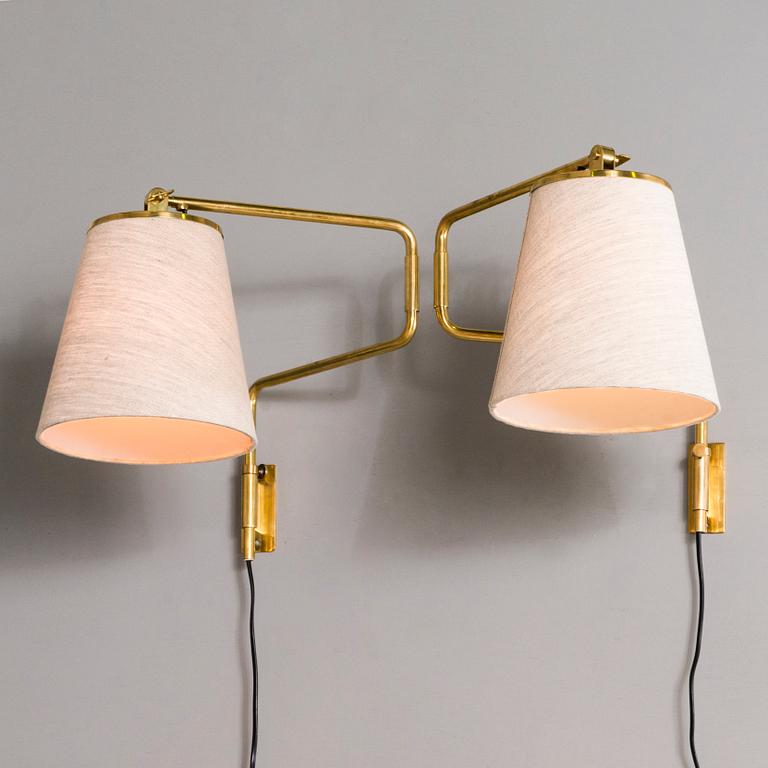 PAAVO TYNELL, A pair of mid 20th century '9414' wall lights for Taito Finland.