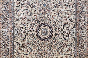 Matta, Nain, part silk, 6 Laa, ca 285 x 204 cm.