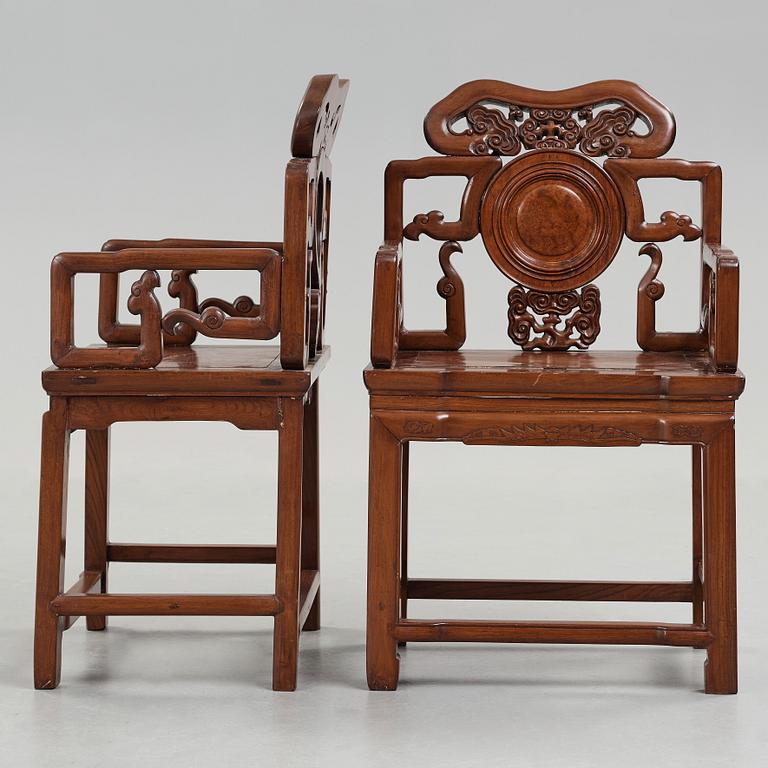 A pair of hardwood armchairs, Qing dynasty (1644-1912).