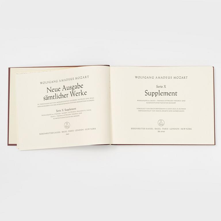 Books, 81 vol. Wolfgang Amadeus Mozart. "Neue Ausgabe sämtlicher Werke", (more published).
