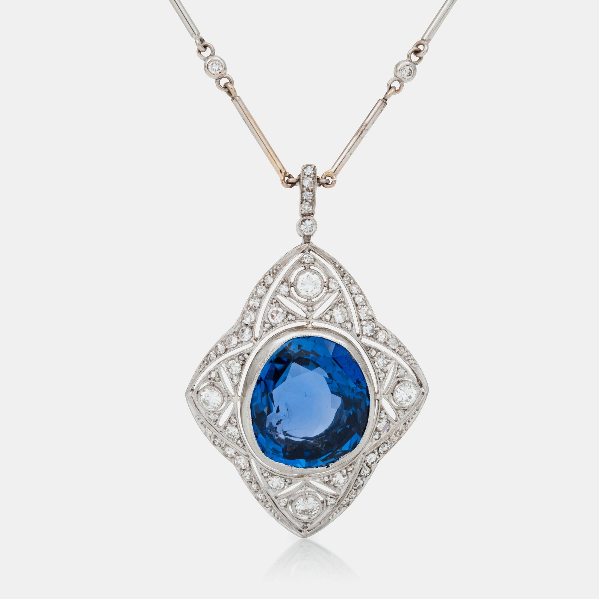 COLLIER med obehandlad ceylonsafir, 14.92 ct, samt äldre slipade diamanter.