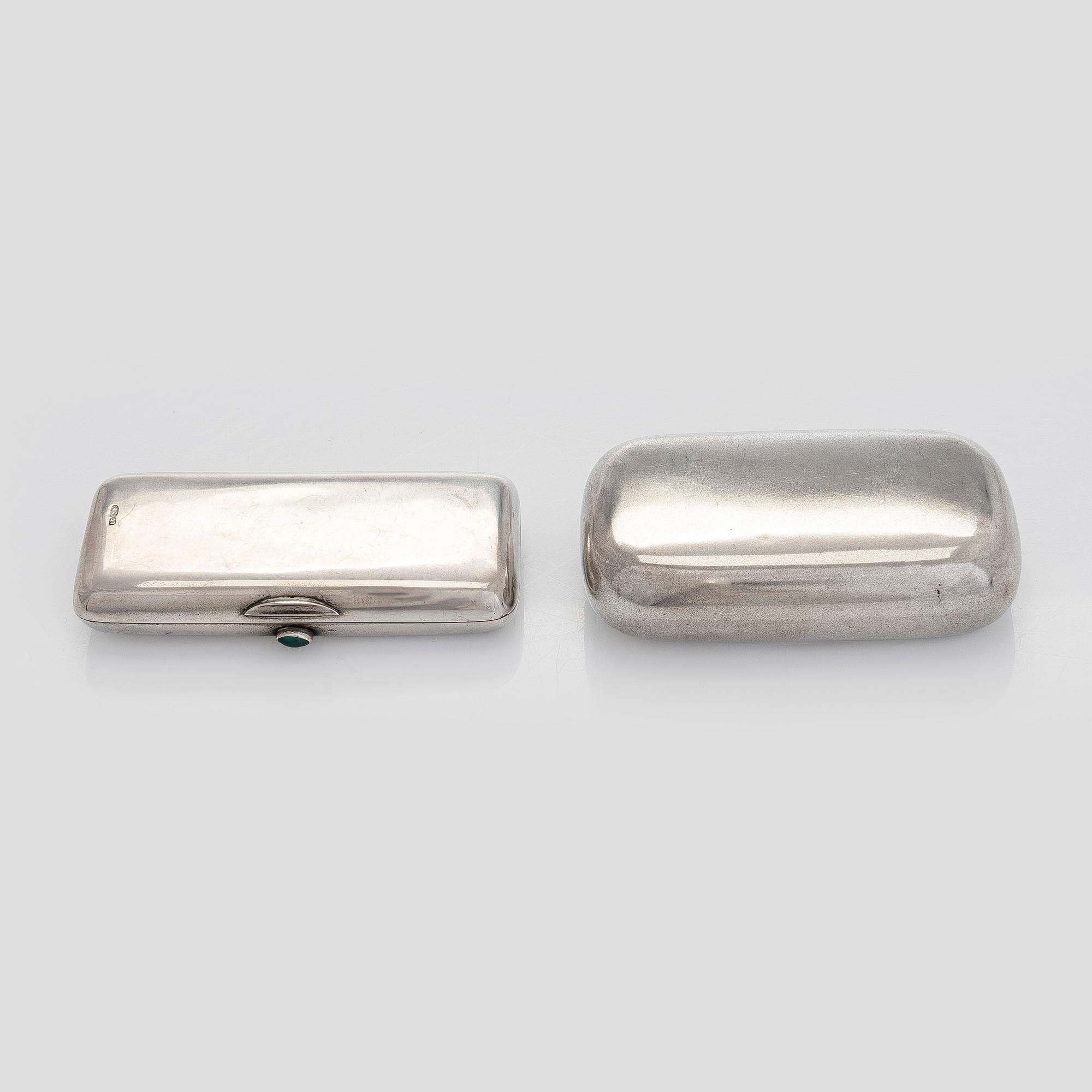 Two silver étuis, Saint Petersburg 1873 and Moscow 1908-1926.