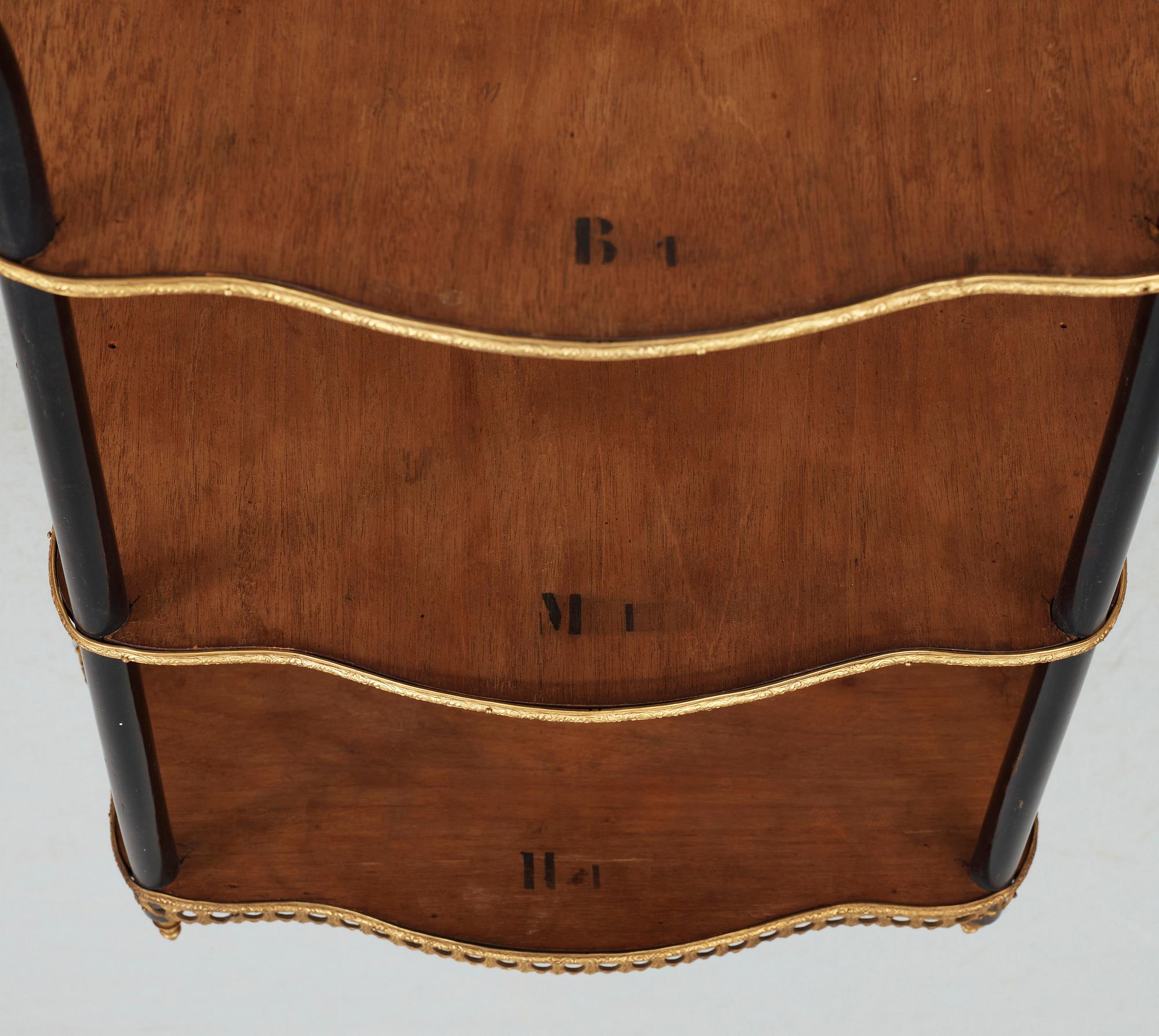 ETAGÉR, Louis XV-stil, sent 1800-tal.